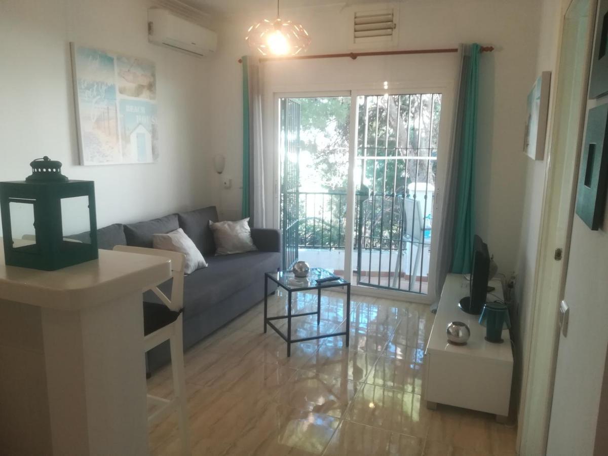 Burriana Holiday Apartments Nerja Bagian luar foto