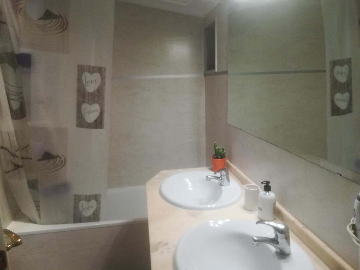Burriana Holiday Apartments Nerja Bagian luar foto