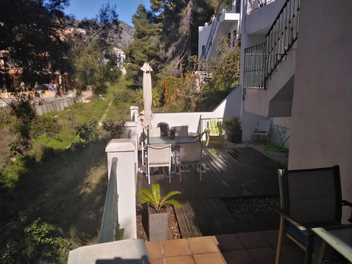Burriana Holiday Apartments Nerja Bagian luar foto
